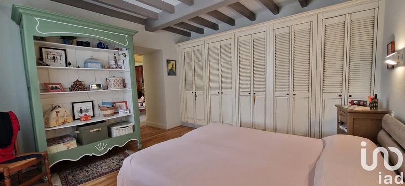 Maison - 204 m² - 9 pièces