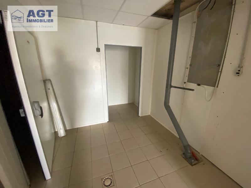 Local commercial - 137 m² - 4 pièces