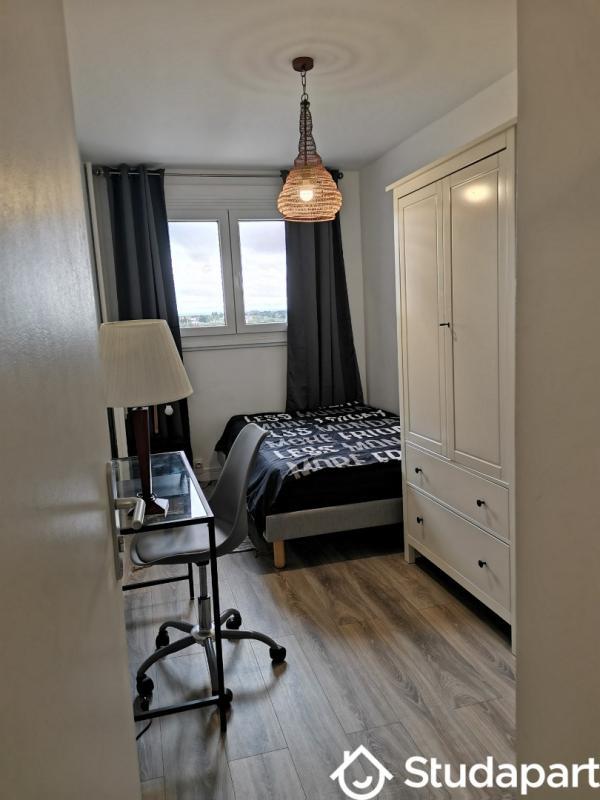 Chambre - 12 m² - 1 pièce
