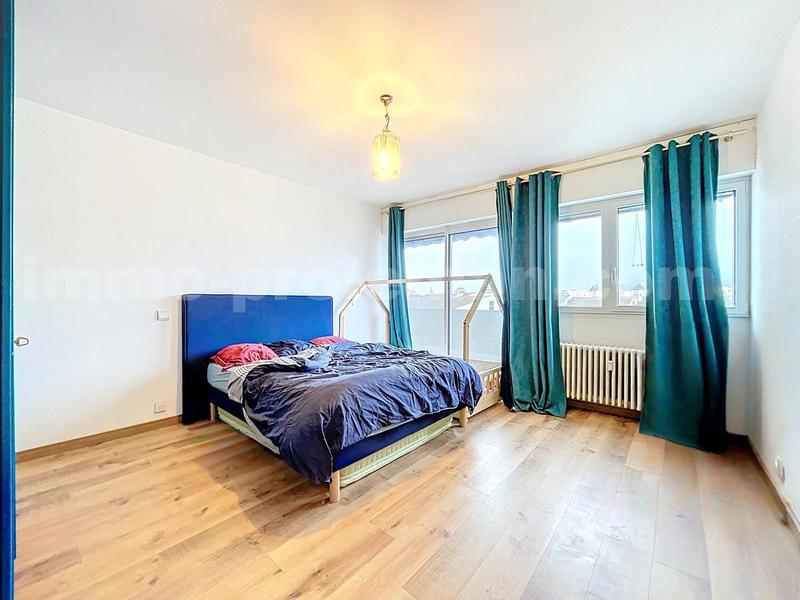 Appartement - 130 m² - 4 pièces