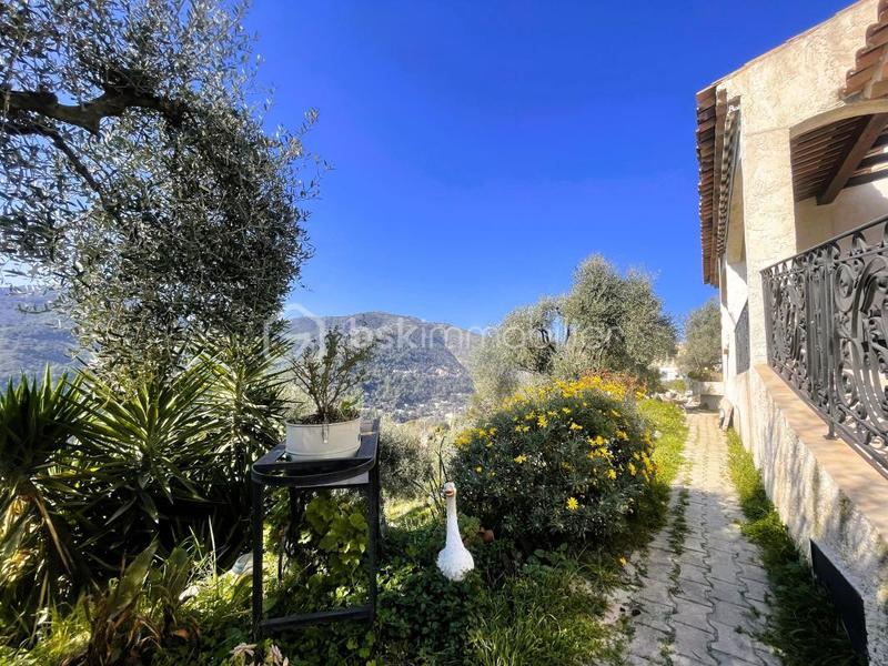 Maison traditionnelle - 140 m² - 4 pièces