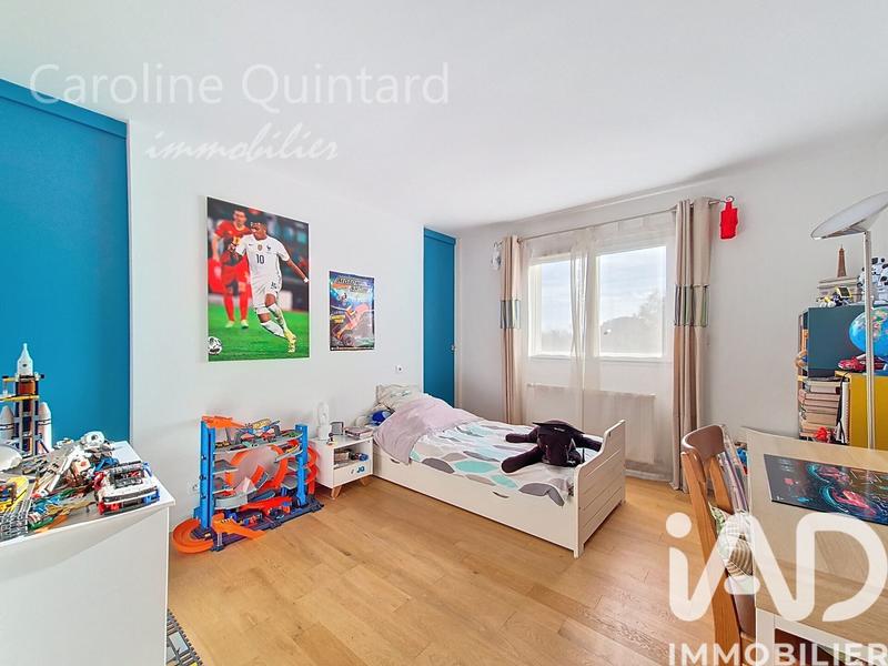 Maison - 202 m² - 5 pièces