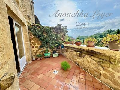 Maison de ville - 235 m² - 7 pièces