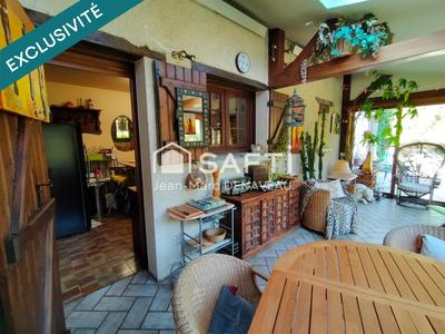 Maison - 201 m² - 6 pièces