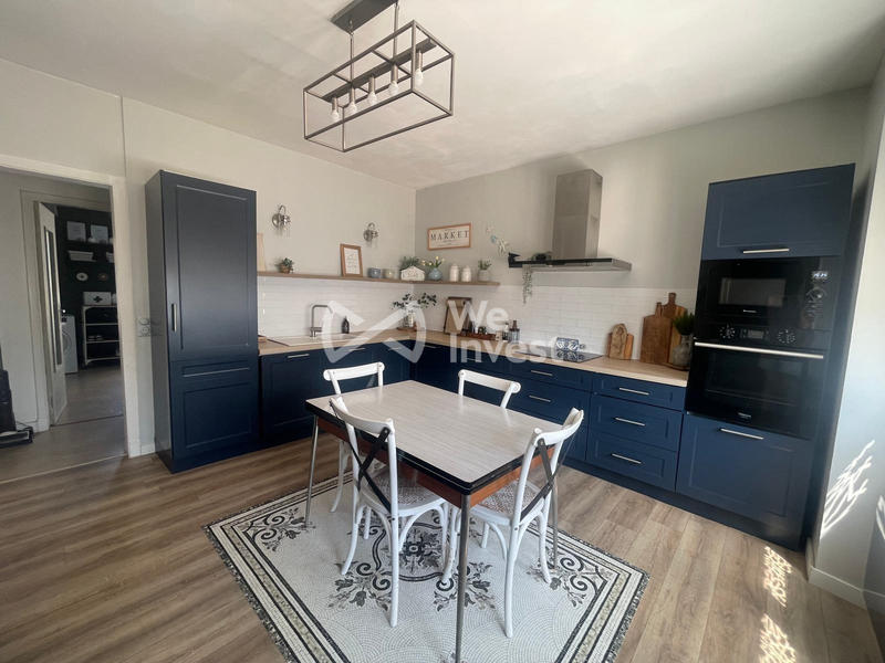 Maison - 166 m² - 7 pièces