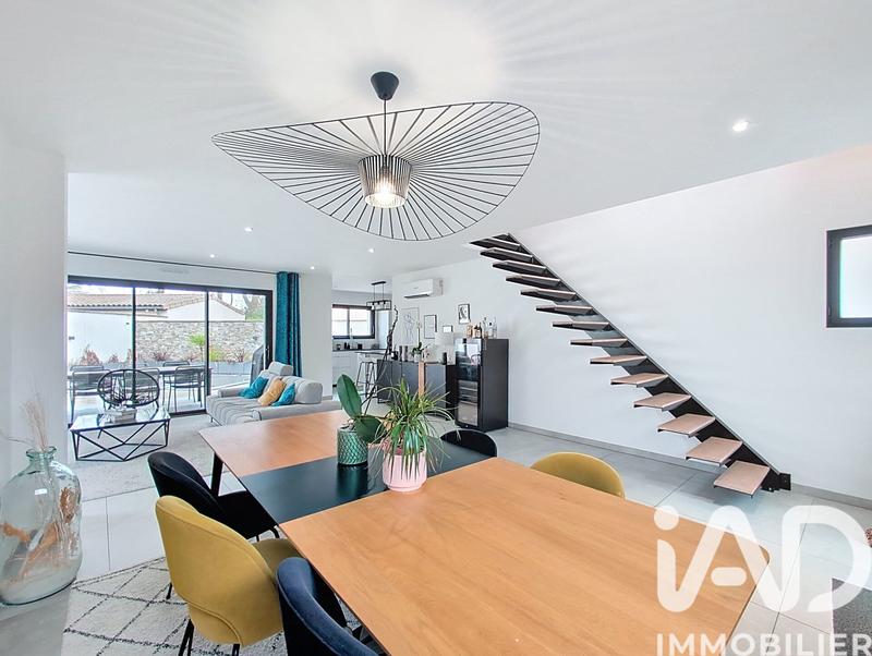 Maison - 122 m² - 5 pièces