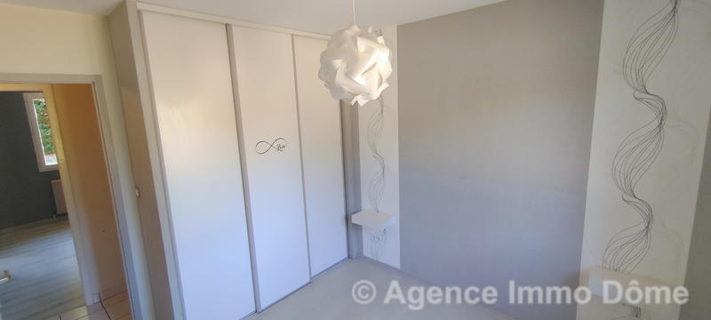 Pavillon - 95 m² - 5 pièces