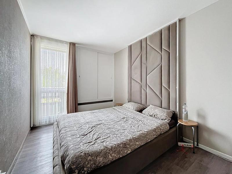 Appartement - 82 m² - 4 pièces