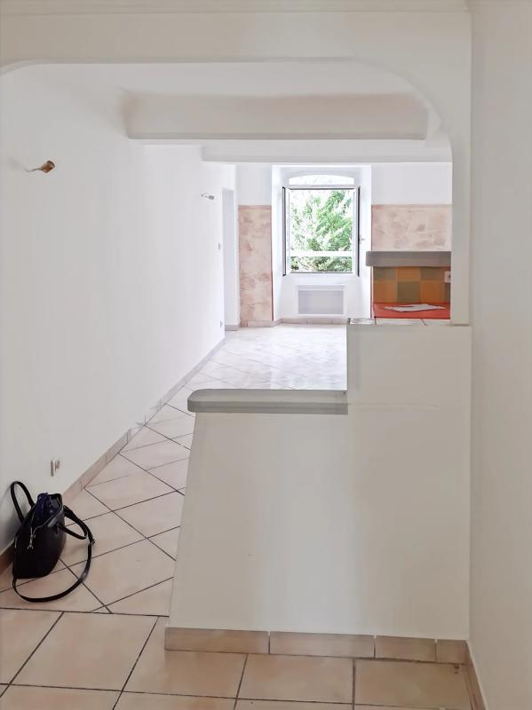 Appartement - 60 m² - 4 pièces