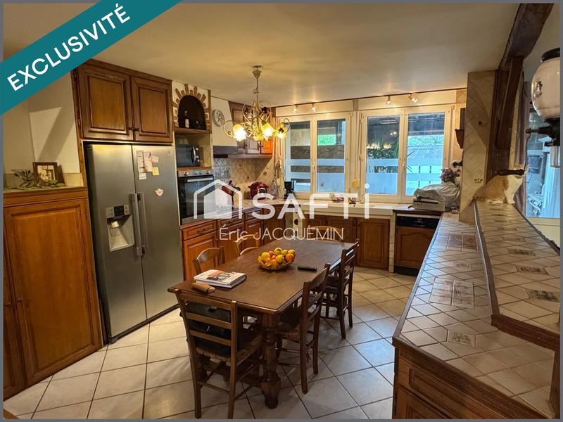 Maison - 150 m² - 7 pièces