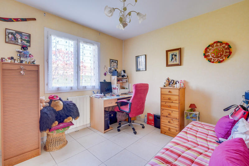 Maison - 102 m² - 4 pièces