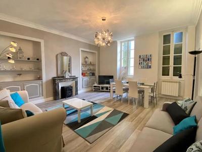 Appartement - 122 m² - 4 pièces