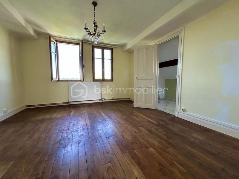 Maison - 170 m² - 7 pièces