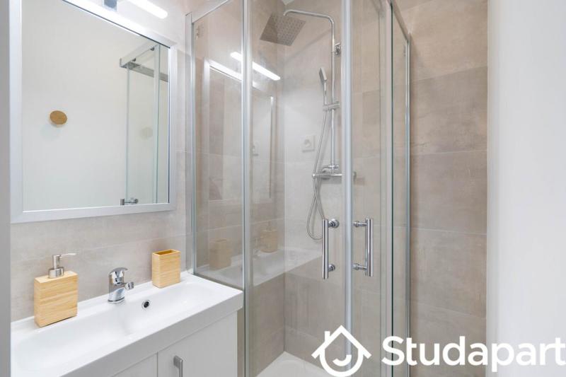 Chambre - 24 m² - 1 pièce