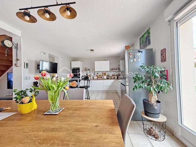 Maison - 97 m² - 6 pièces