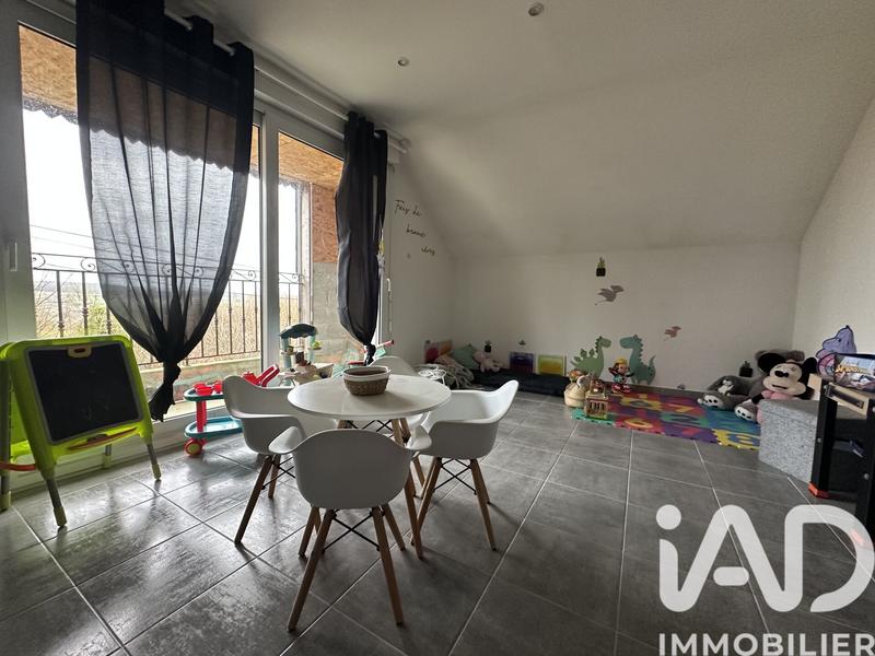 Maison - 96 m² - 6 pièces