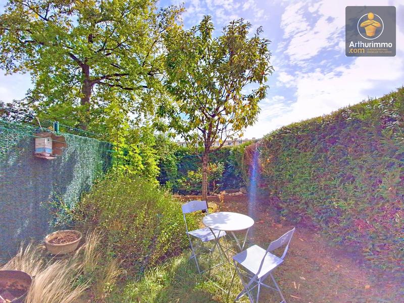 Appartement - 92 m² - 5 pièces