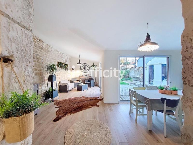 Maison de ville - 146 m² - 5 pièces