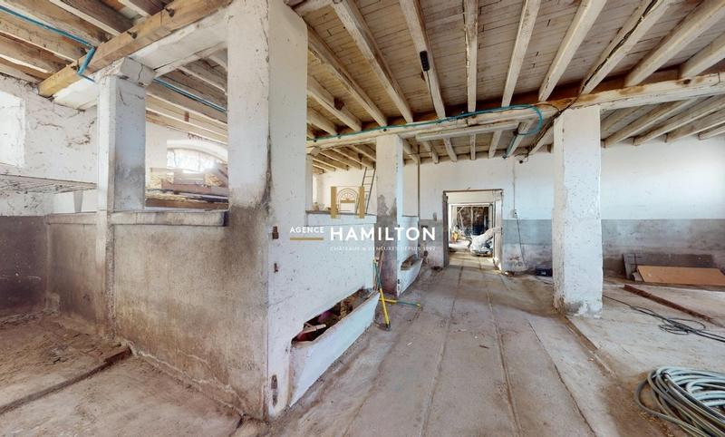 Maison de campagne - 532 m² - 11 pièces