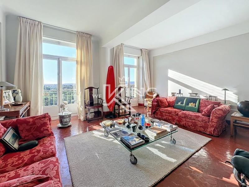 Appartement - 134 m² - 3 pièces