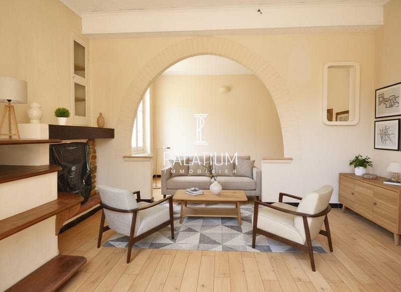 Maison - 90 m² - 5 pièces