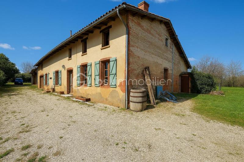 Ferme - 334 m² - 6 pièces