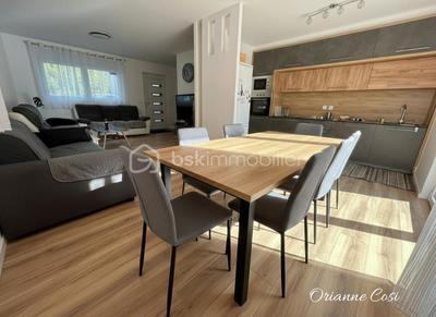 Maison traditionnelle - 120 m² - 5 pièces