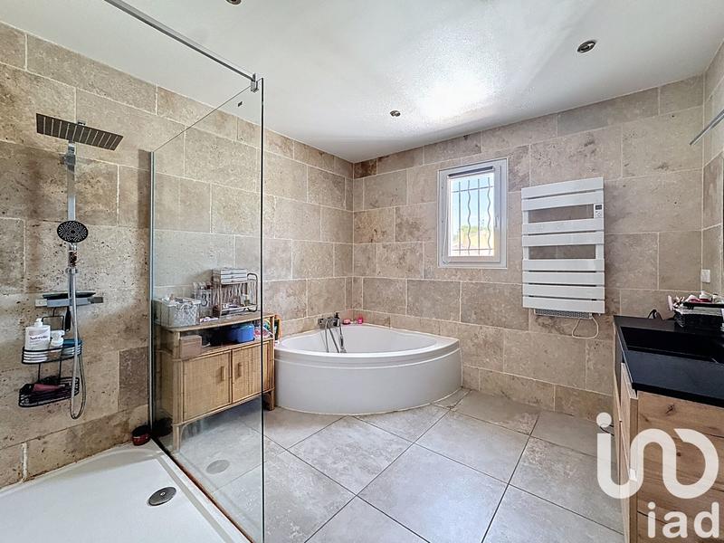 Maison - 120 m² - 4 pièces