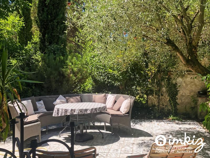 Maison - 355 m² - 11 pièces