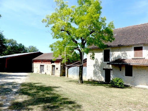 Ferme - 95 m² - 5 pièces