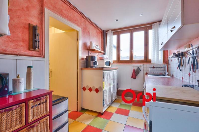Appartement - 75 m² - 5 pièces