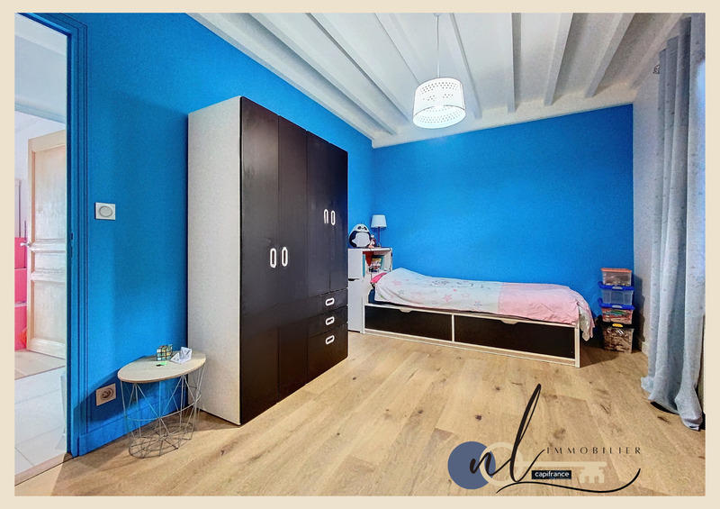 Maison - 200 m² - 8 pièces