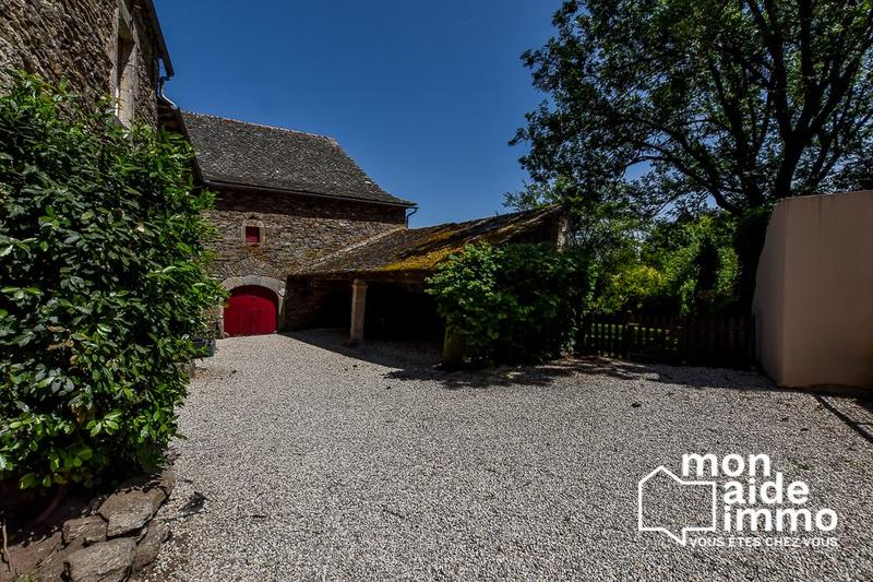 Maison ancienne - 242 m² - 8 pièces