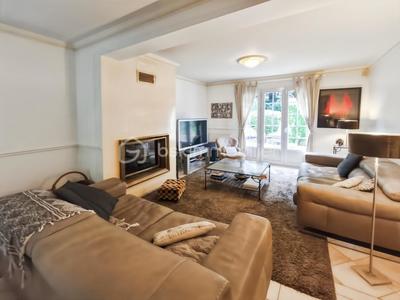 Maison - 144 m² - 7 pièces