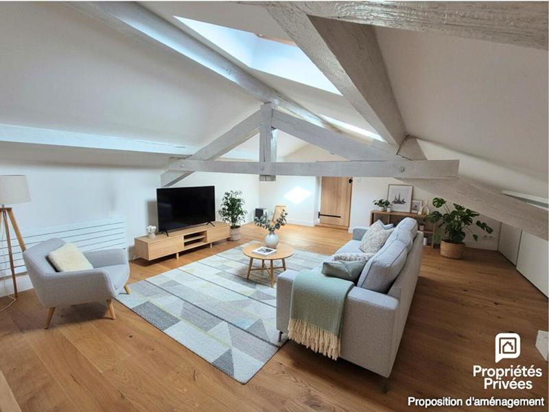 Maison - 200 m² - 7 pièces