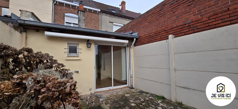 Maison - 75 m² - 5 pièces