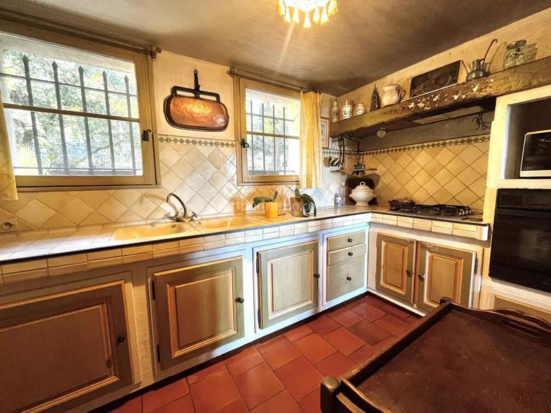 Maison - 261 m² - 7 pièces