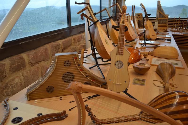 Musique, instruments et danses du Moyen-Äge