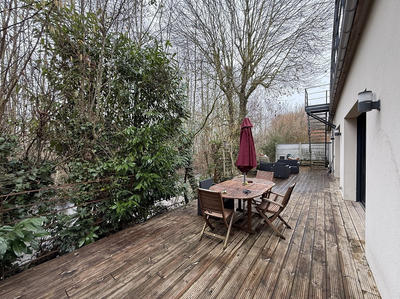 Maison - 195 m² - 5 pièces