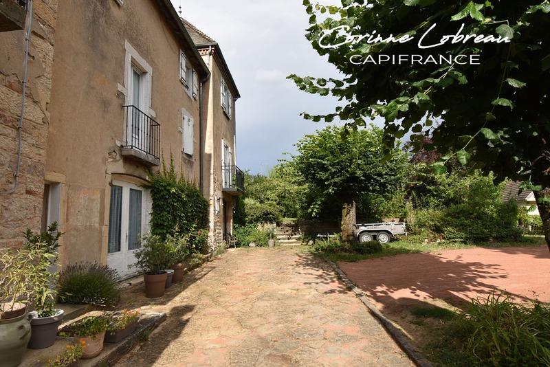 Maison de ville - 280 m² - 11 pièces