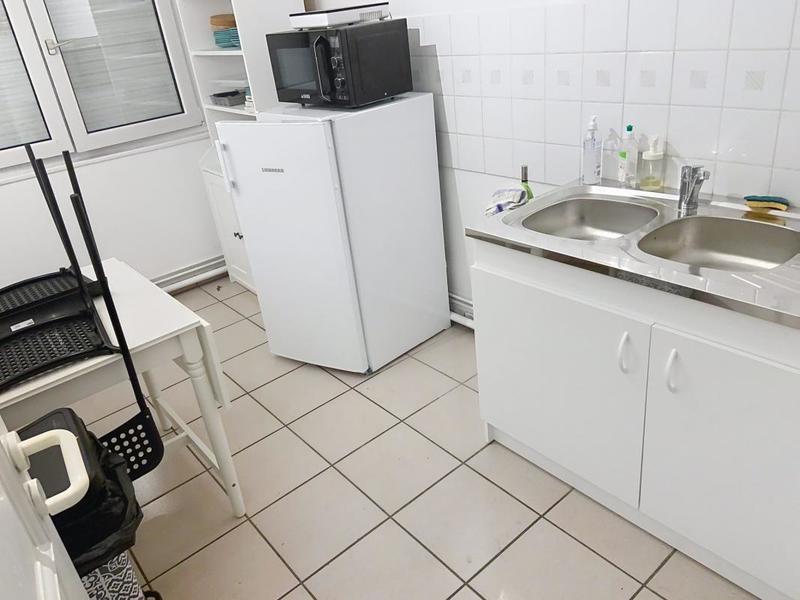 Local d'activité / Entrepôt - 72 m² - 3 pièces