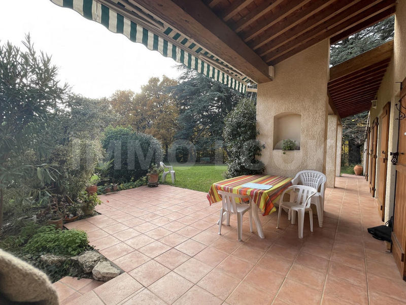 Maison - 157 m² - 6 pièces