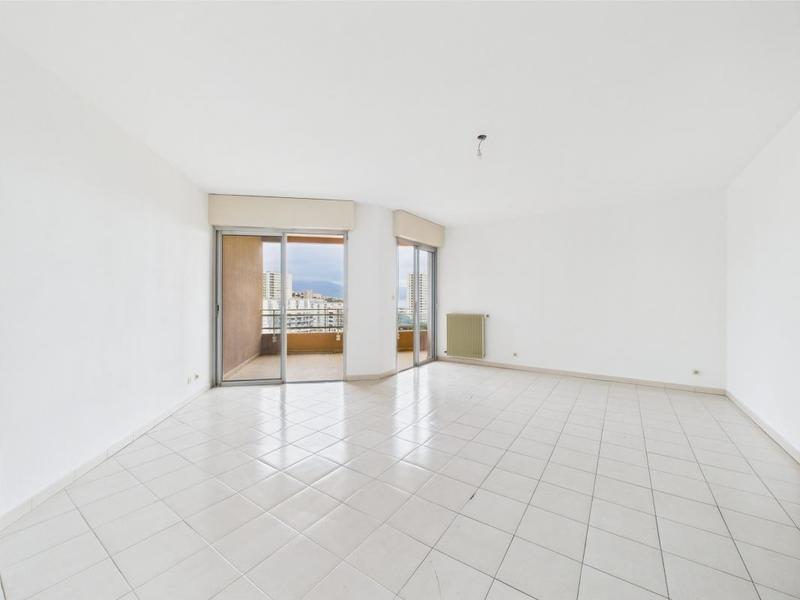 Appartement - 82 m² - 3 pièces