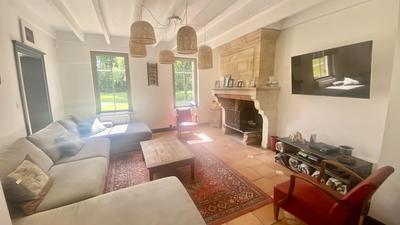 Maison - 350 m² - 7 pièces