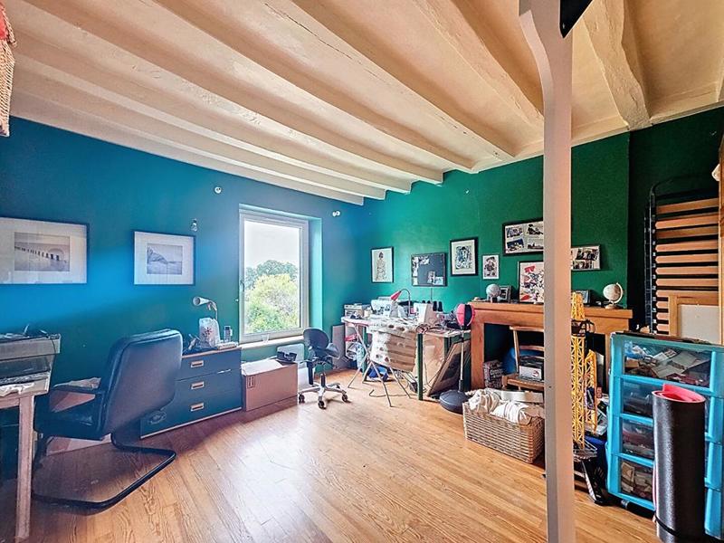 Maison - 200 m² - 9 pièces