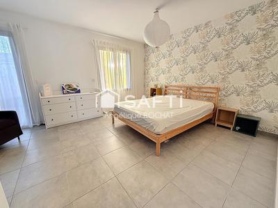 Maison - 90 m² - 3 pièces