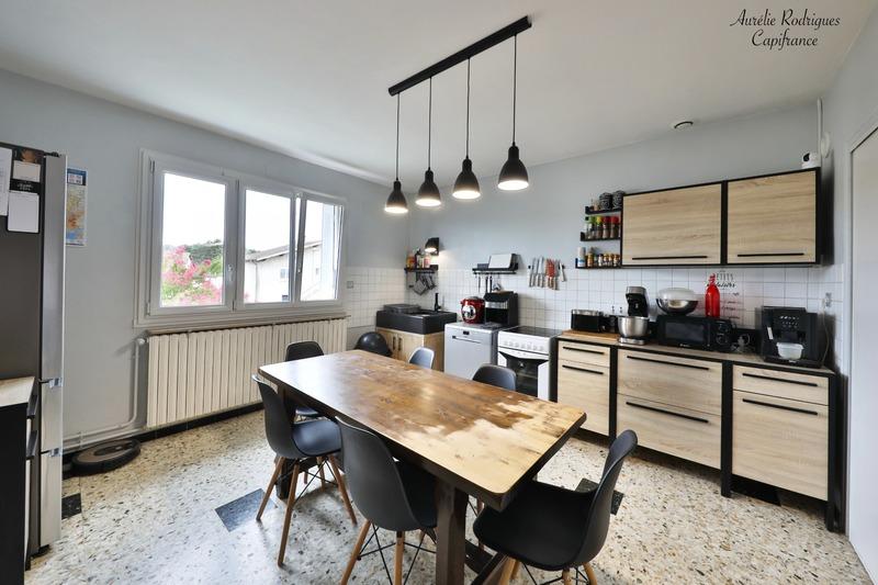 Maison - 175 m² - 8 pièces