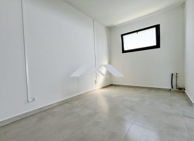 Bureau - 60 m² - 3 pièces