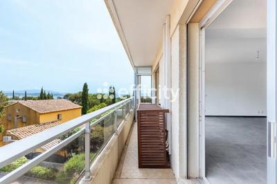 Appartement - 82 m² - 5 pièces