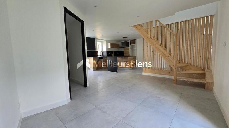 Maison - 80 m² - 5 pièces